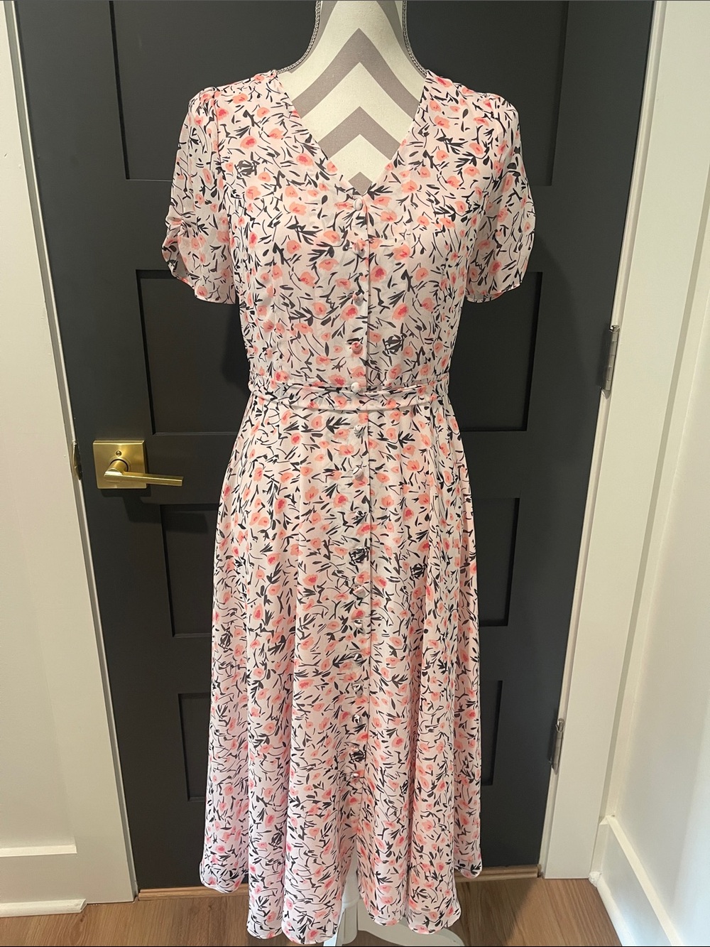 Talbots Floral Feminine Midi Dress Size 2P - Picture 2 of 10